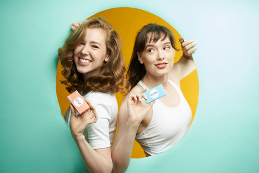 Surviving Dry Climates: Essential Tips for Comfortable Contact Lens Wear
